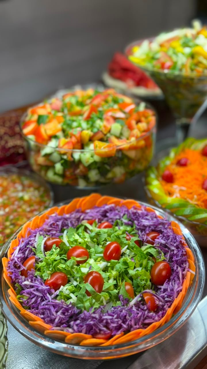 Opções de almoço vegano no Espaço Nutrir em Florianópolis